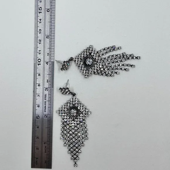 Stunning Rhinestone Chandelier Gun Metal Tone 3” Post Earrings - Picture 5 of 7